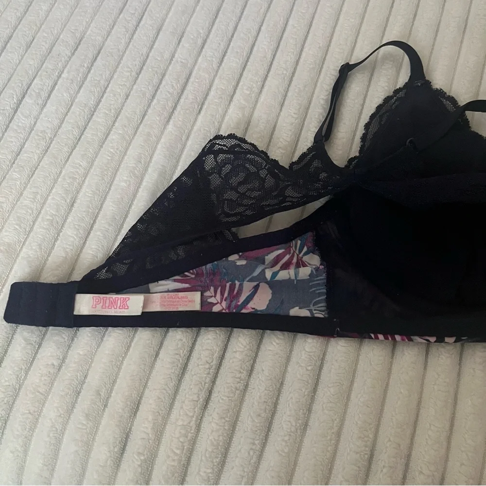 VS Floral Lace Bralette
